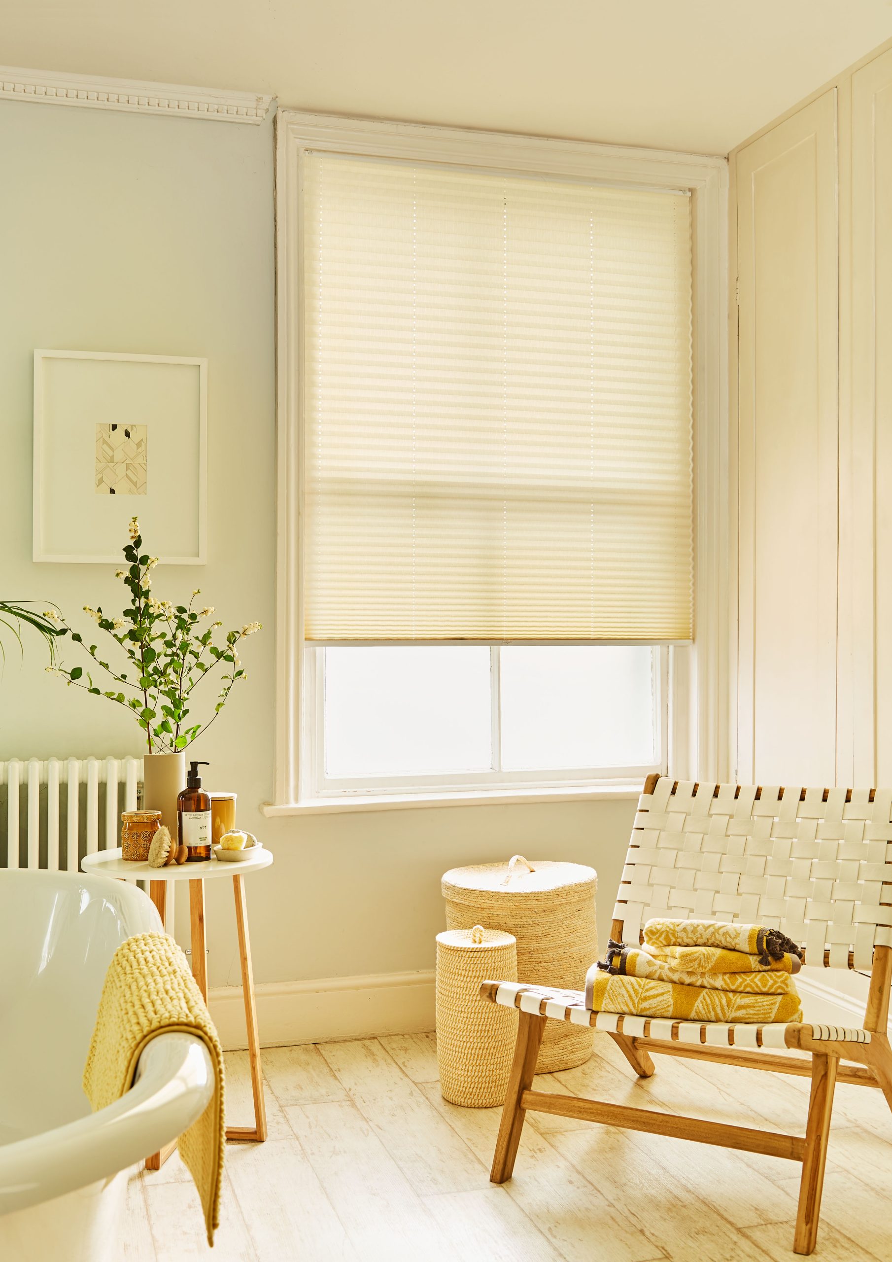 Pleated Echo Cream 31035